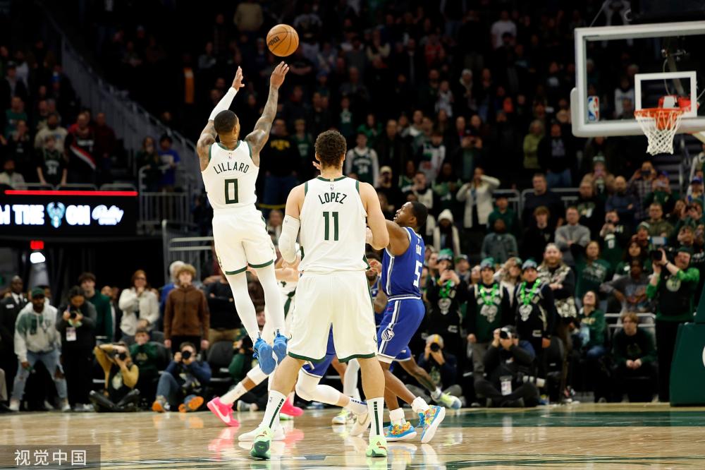 C罗的梅开 C罗的梅开